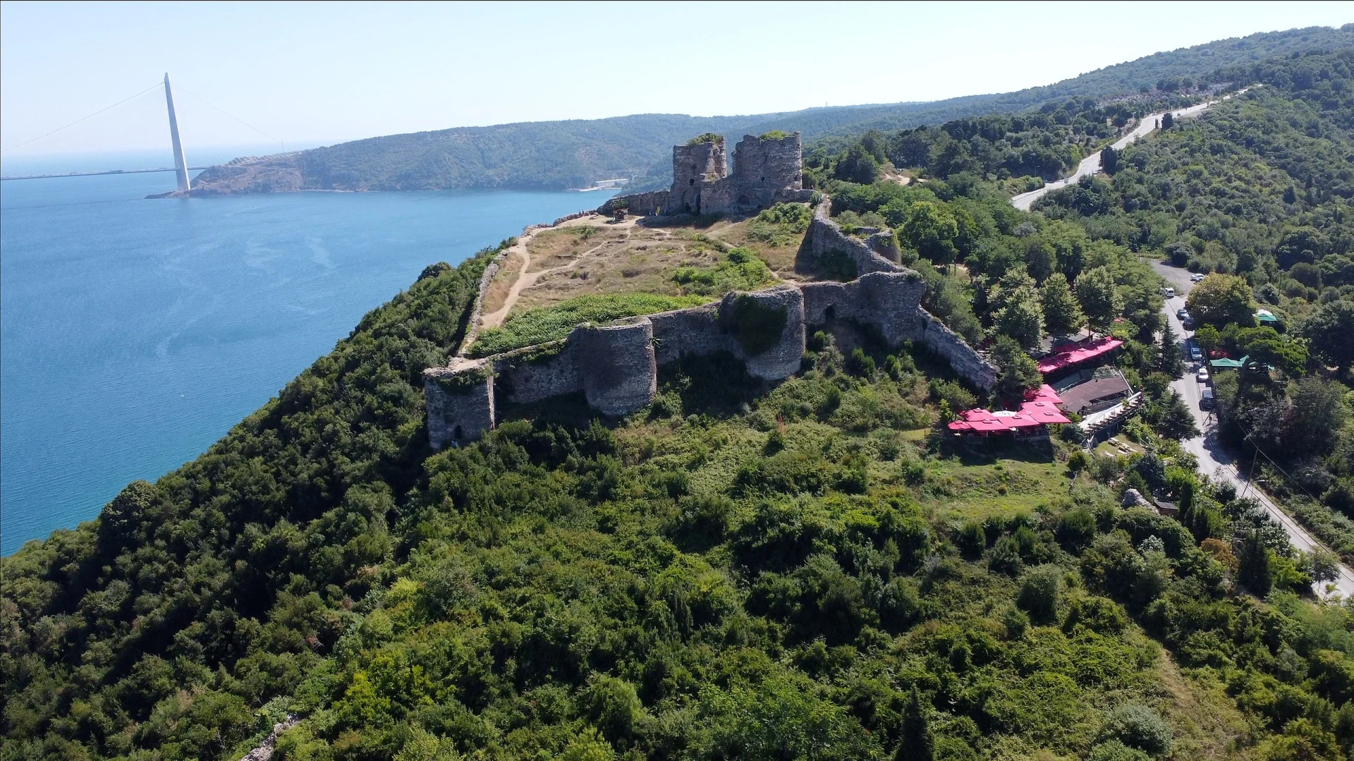 Yuşa Hill